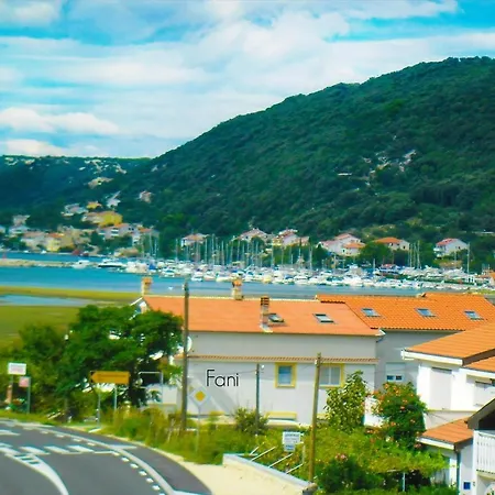 Appartement Josip 2830 *